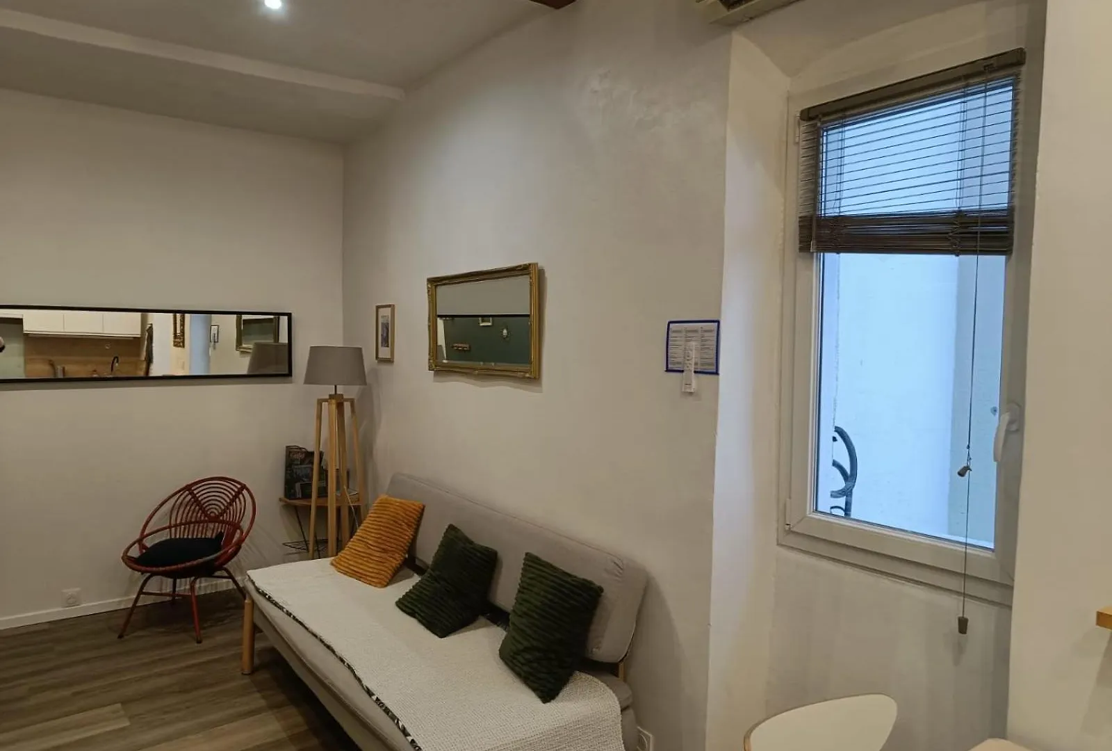 Appt 2 Chambres Au Centre Ville 4E Marseille