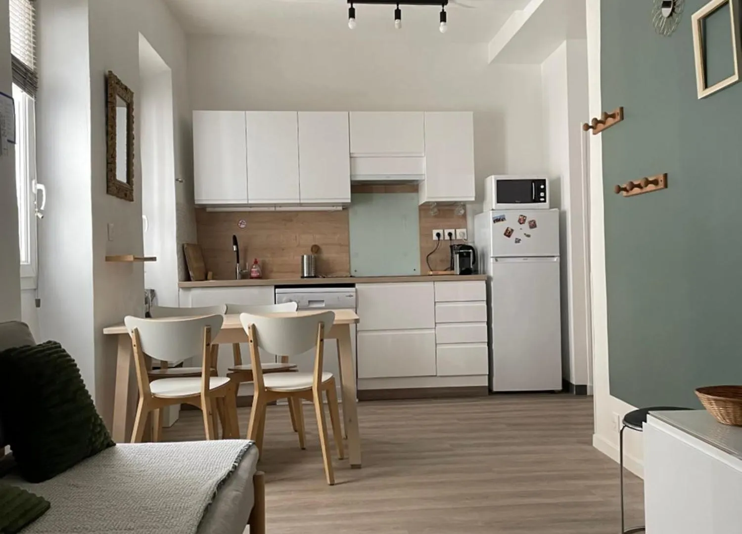 Appt 2 Chambres Au Centre Ville 4E location